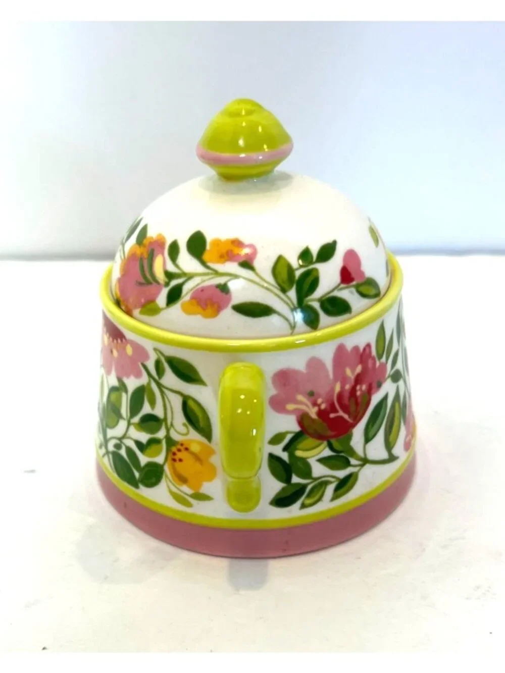 Kim Parker Home, Spode enhance your